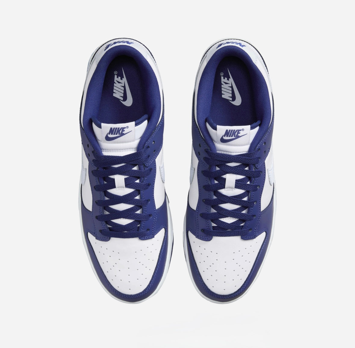 NIKE DUNK LOW